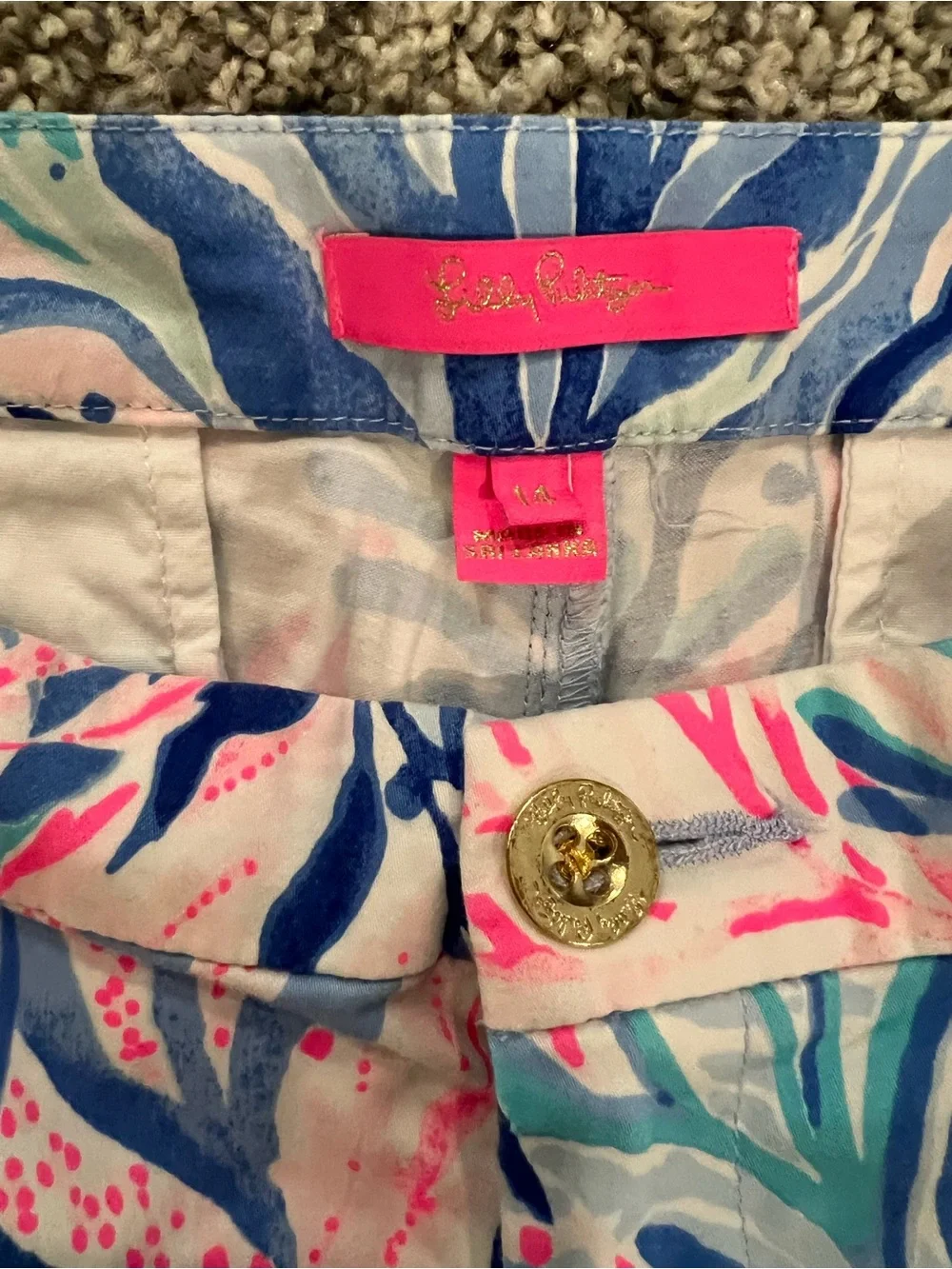 Lilly Pulitzer Buttercup Scallop Kaleidoscope Coral shorts